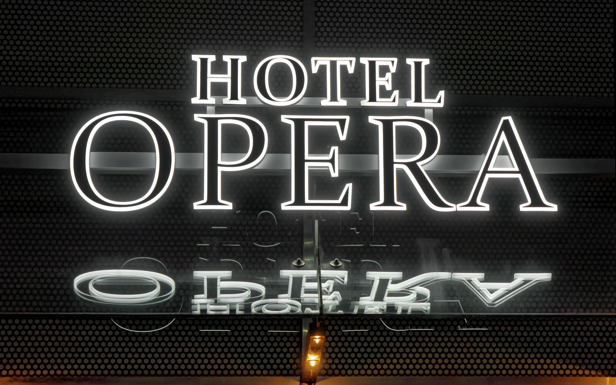 Opera Hotel Koln Esterno foto